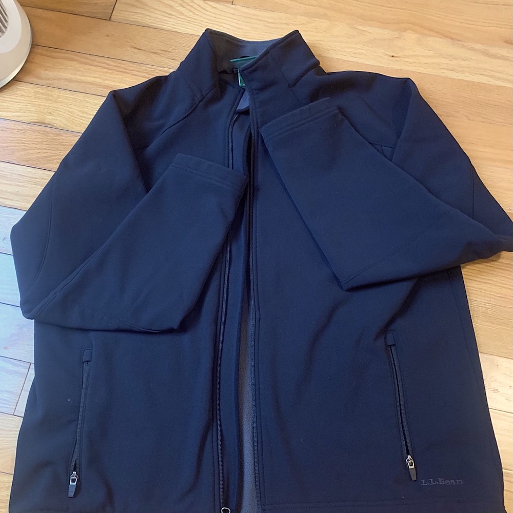 LLBean Men’s soft shell jacket